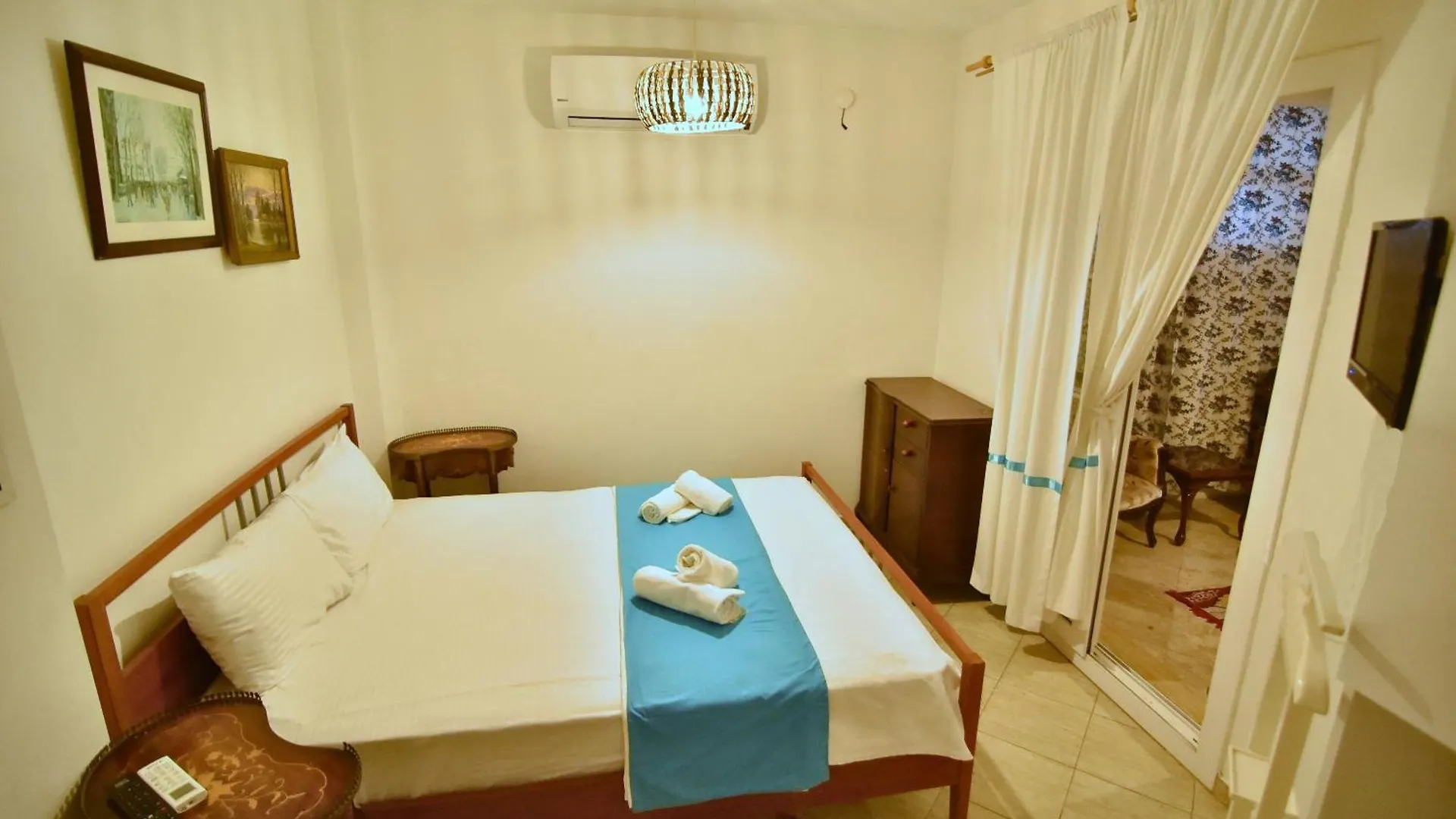 Degirmenli Konak Hotel Alaçatı Oda ve Kahvaltı